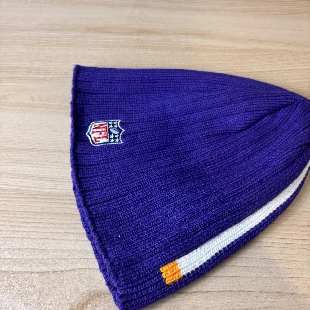 Minnesota Vikings Hat Beanie Mens Purple NFL Football On‎ Field Reebok Knit Warm